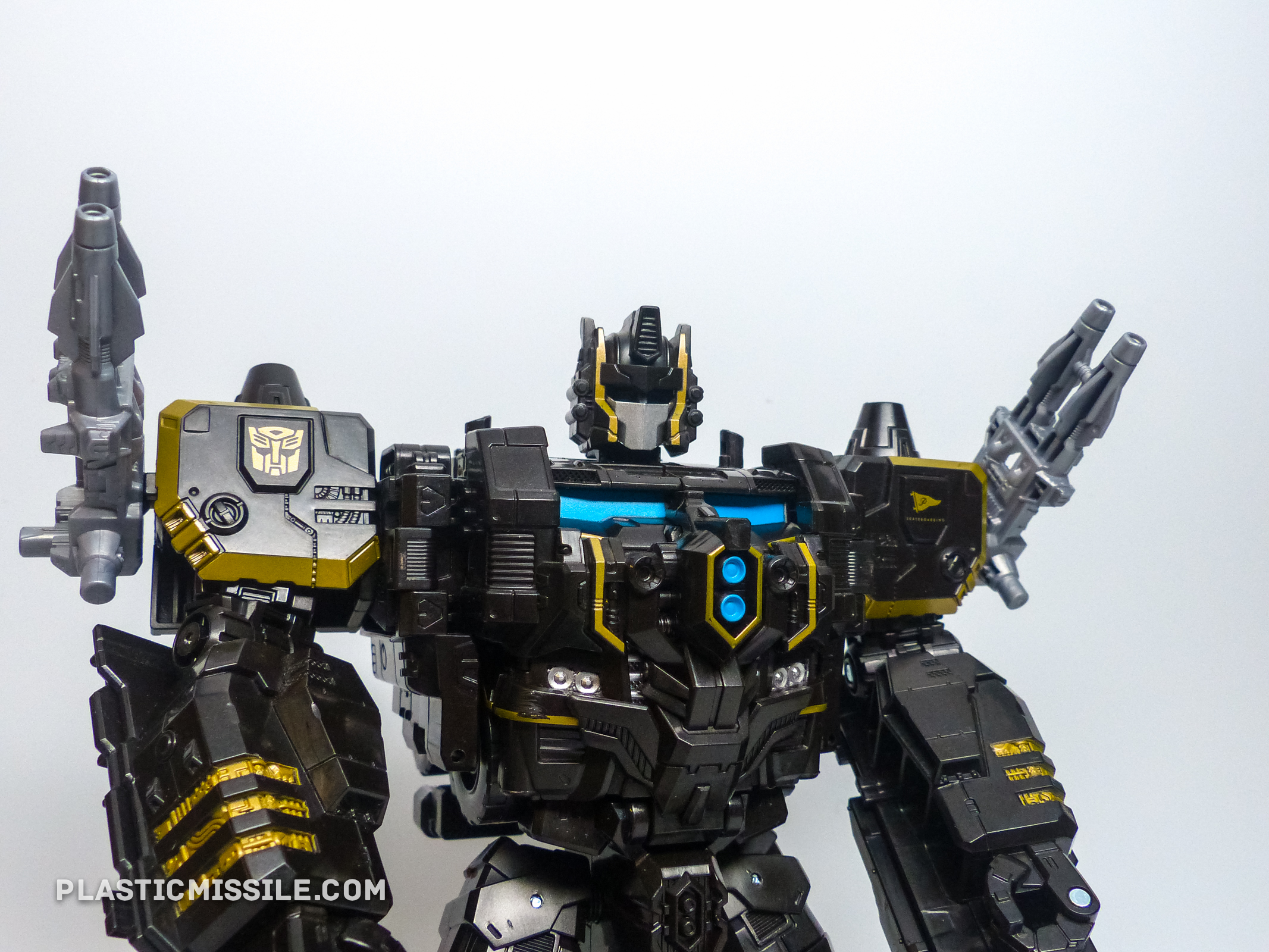 Primitive Skateboarding Optimus Prime SDCC Exclusive, Hasbro 2017